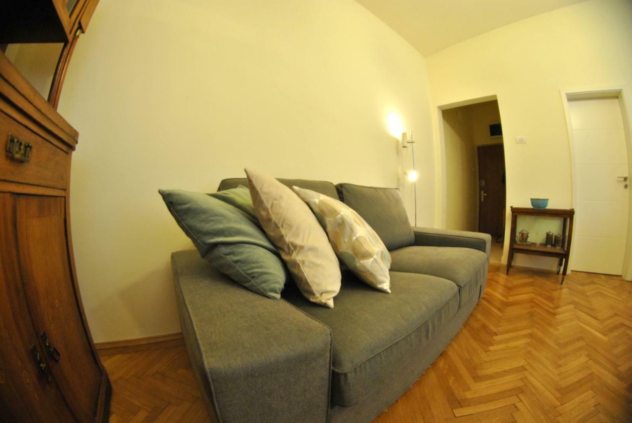 Super Central & Modern Apartment - Great View Bukares Bagian luar foto